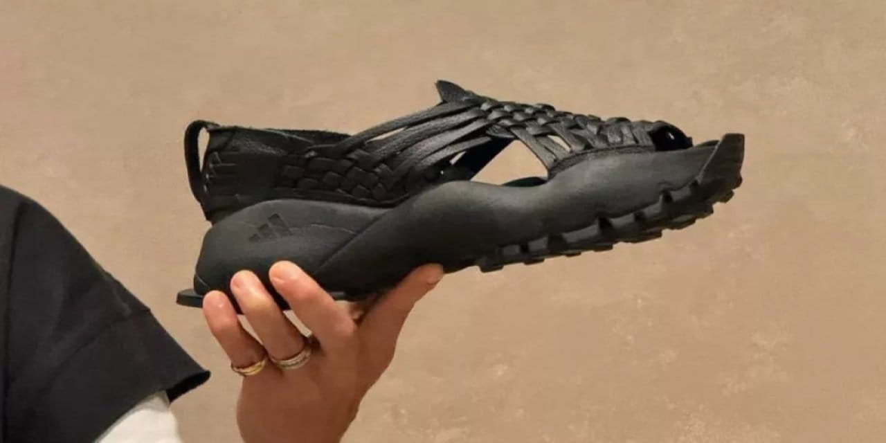 adidasin ayakkabisi cumhurbaskanini cildirtti Ryngqdwr