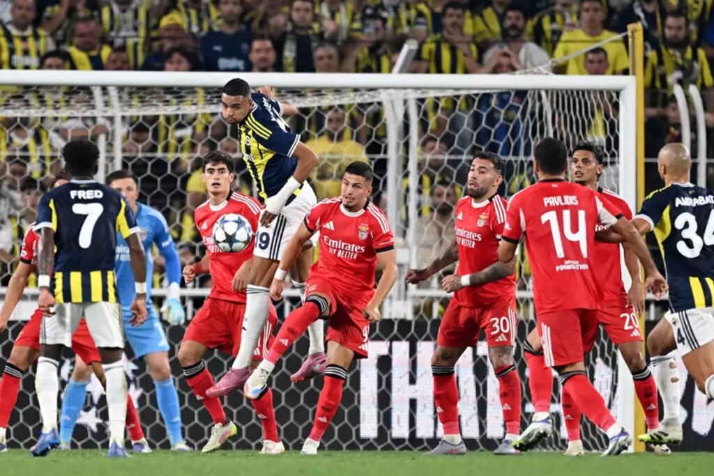 atilan mansetler bomba butun ulke fenerbahce benfica macini konusuyor x3dxSIFQ