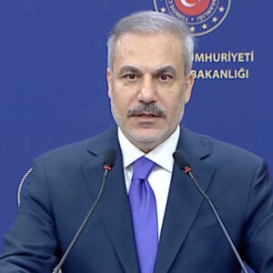 bakan fidandan ypgye net uyari zamana oynamayi birakin klfTF3R7