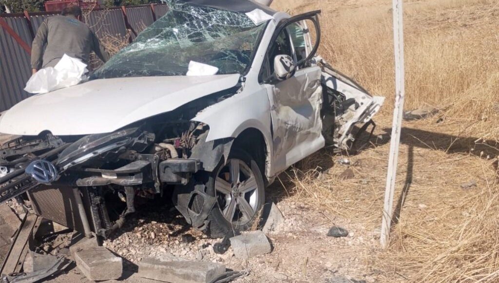 16 yasindakisurucu kaza yapti13 yasindaki cocuk yasamini yitirdi SkYiQ3gw