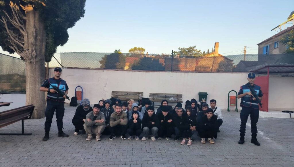 aydinda 23 duzensiz gocmen yakalandi jTCanmui