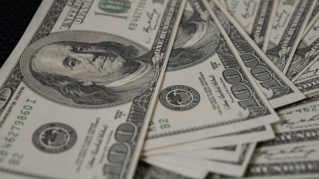 Dolar güne yükselişle başladı! İşte dolarda günün ilk rakamı (5 Eylül 2025)