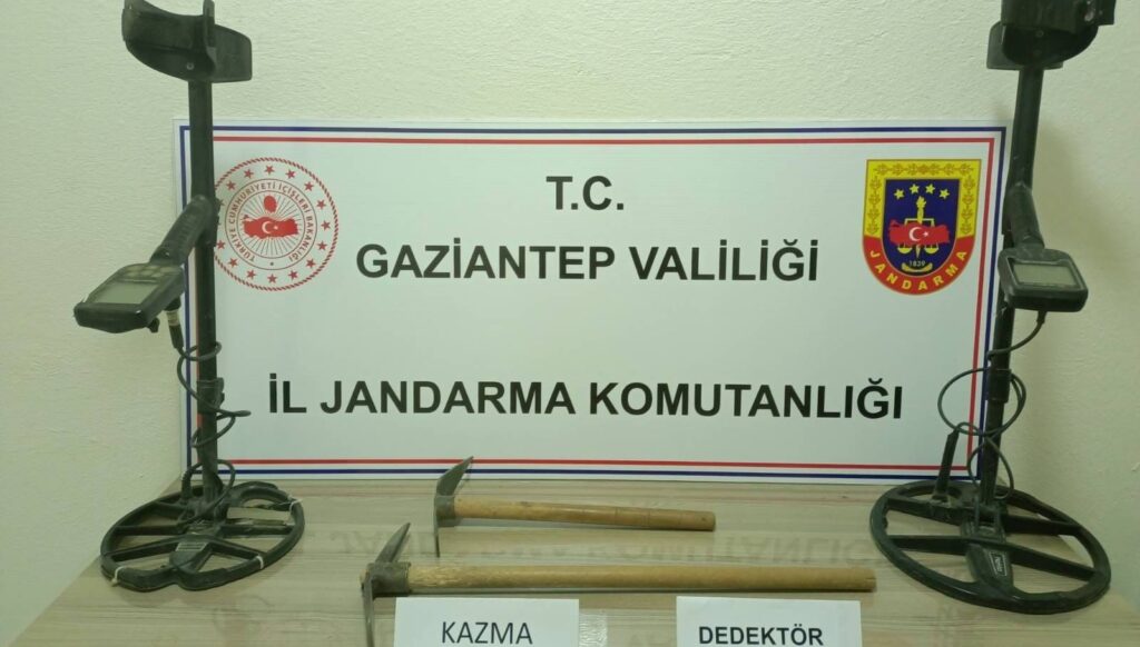 kacak kaziya jandarma operasyonu 2 kisi yakalandi SqzEASSh