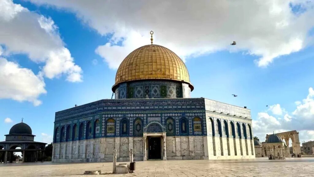 mescid i aksada muslumanlar icin zorlayici kontroller AusXzyaB.jpg