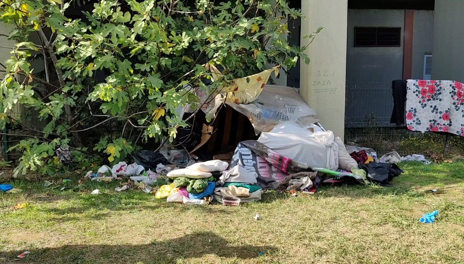 tramvay duragi yaninda cadirda yasayan kisi olu bulundu uak4f3w1.jpg