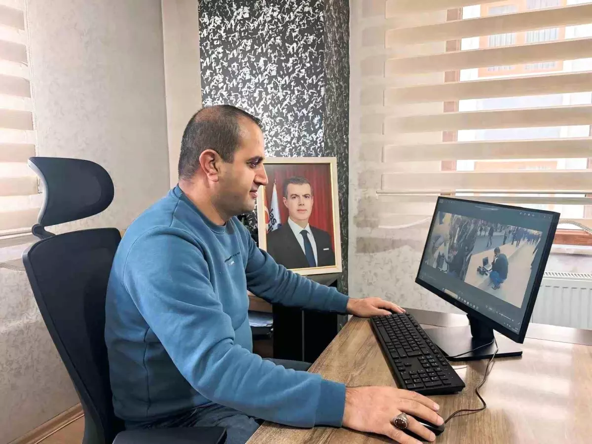 van depreminde gazetecilik vizyonu mehmet salih akkusun anilari PfucyGe9.jpg