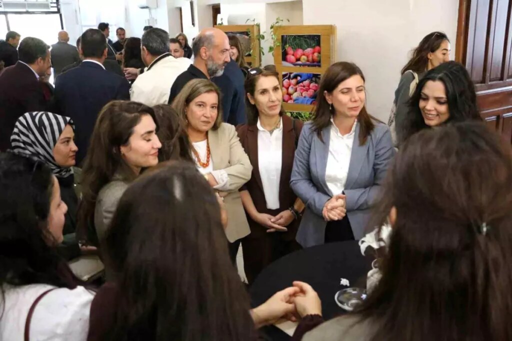 diyarbakirda key ma kadin kooperatifinin cerci satis noktasi acildi JnhHzsps.jpg