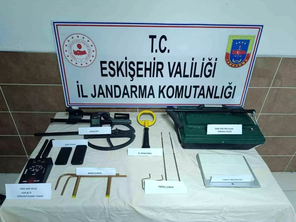 eskisehirde kacak kazi yapan 5 kisi sucustu yakalandi 8HHqcEu2.jpg