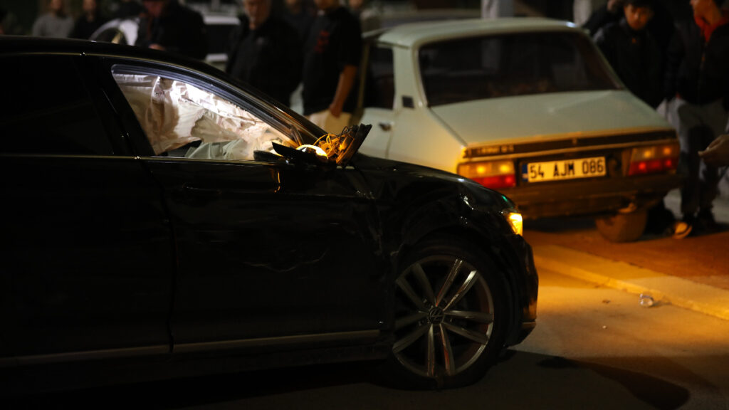 sakaryada uyusturucu tasidigindan suphelenilen arac kovalamaca sonucu yakalandi kKHnBDEF.jpg