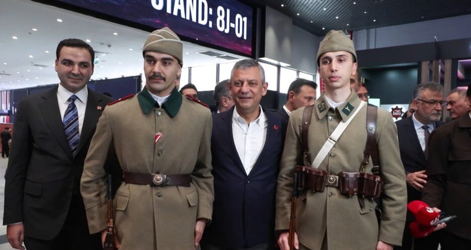 Askerlerden Özel’e Çağrı: Askeri Hastaneler Yeniden Açılmalı